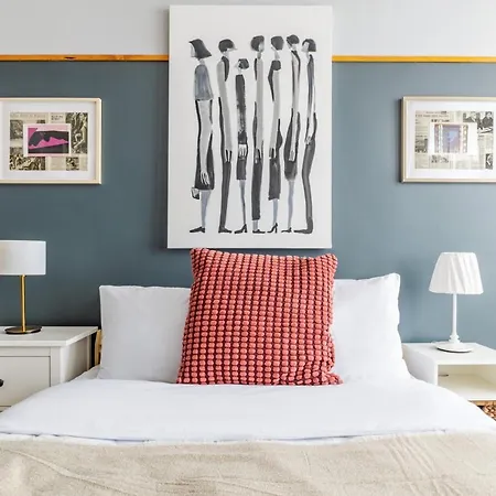 2br - 1 Min Taksim Sq Istiklal Avenue In Beyoglu شقة *