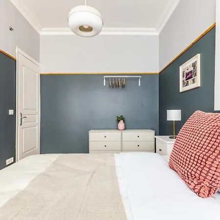 Appartement 2br - 1 Min Taksim Sq Istiklal Avenue In Beyoglu *